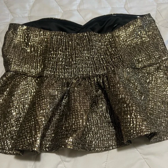 Forever 21 Metallic Gold Strapless Top NWOT - Picture 3 of 3